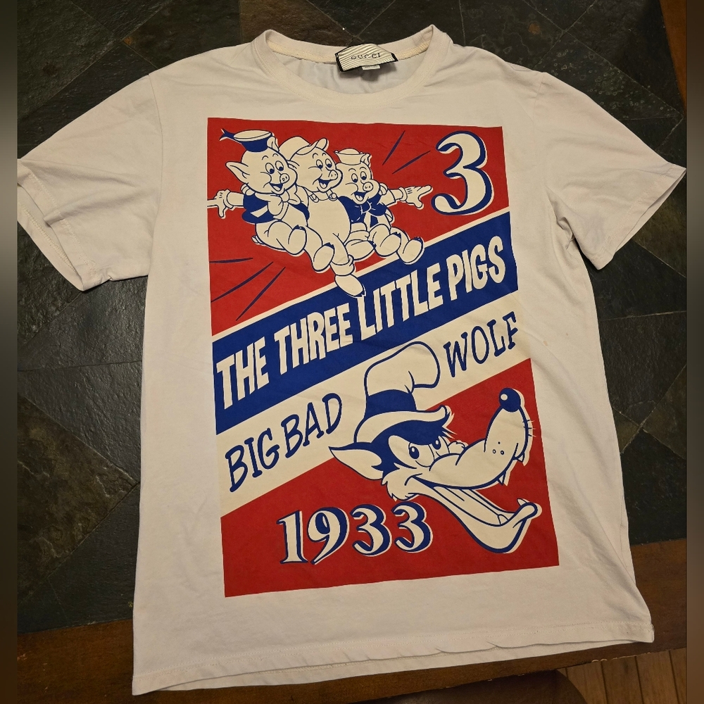 Gucci 'Disney Edition' Three Little Pigs shirt